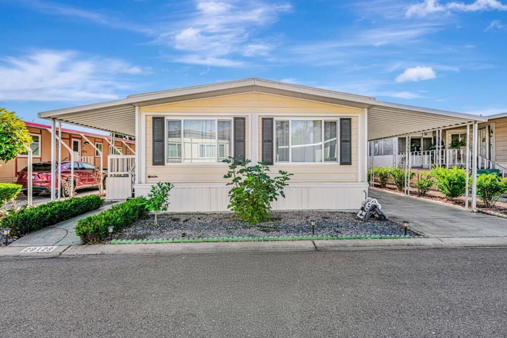 Property Photo:  29129 Verdi Road  CA 94544 