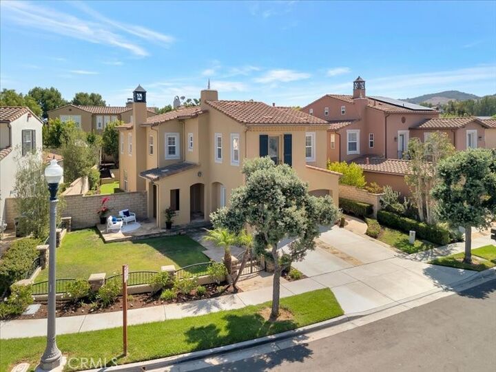 Property Photo:  102 Lattice  CA 92603 