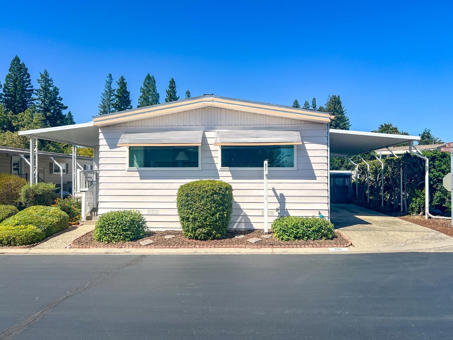 Property Photo: 291 Meadowrock Way CA 95630