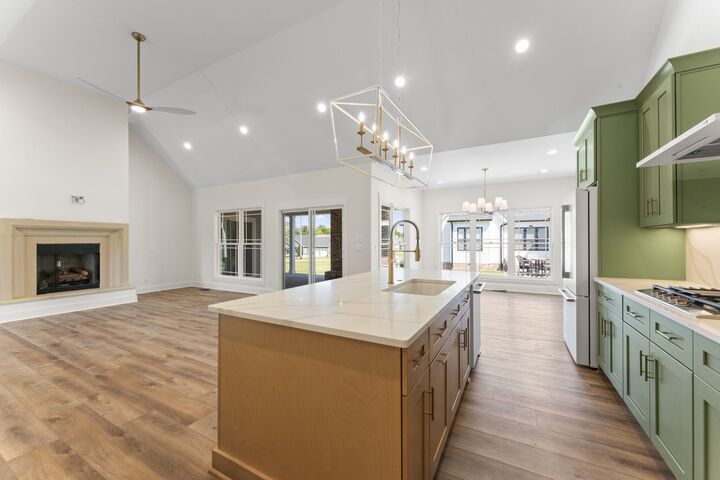 Property Photo:  64 Windjammer Ct  TN 37398