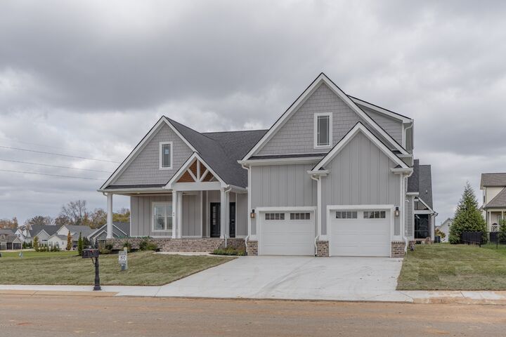 Property Photo:  64 Windjammer Ct  TN 37398 