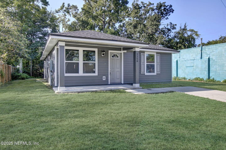 Property Photo:  2258 W 45th Street  FL 32209