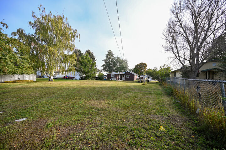 Property Photo:  411 N Spruce Street  MT 59644