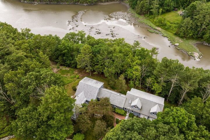 Property Photo:  367 Durham Point Road  NH 03824 