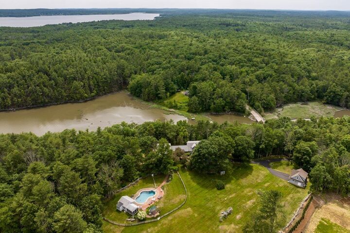 Property Photo:  367 Durham Point Road  NH 03824 