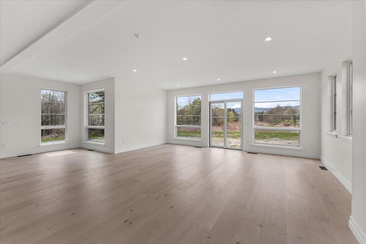 Property Photo:  24 River'S Edge Lane  VT 05672 