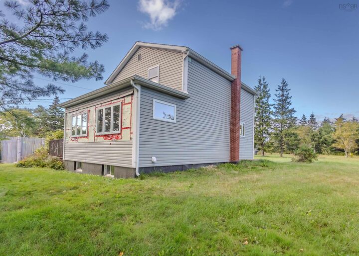 Property Photo: 2193 Sydney Road NS B1E 1J9