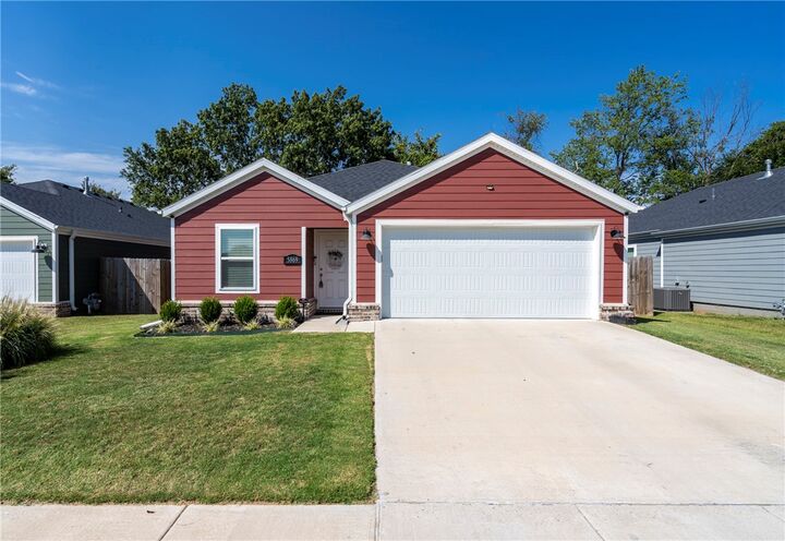 5869 W Holdcroft Drive  Fayetteville AR 72704 photo