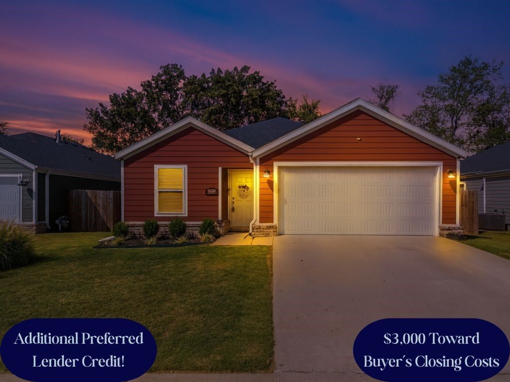 Property Photo: 5869 W Holdcroft Drive AR 72704