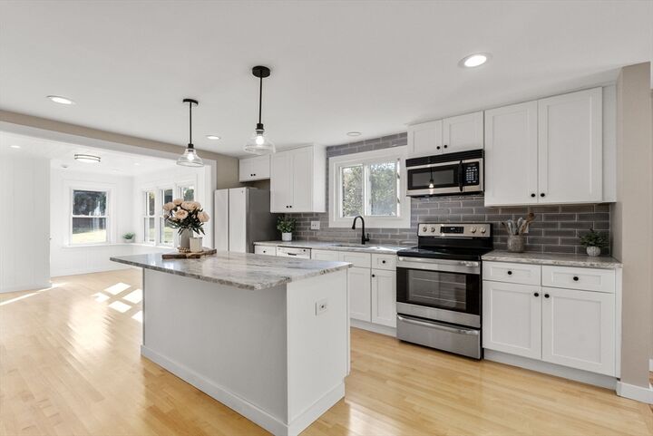Property Photo:  339 Haydenville Rd  MA 01053 