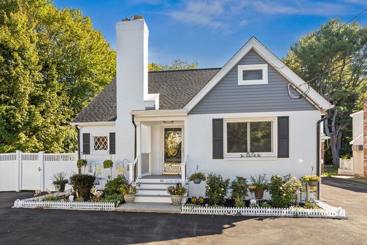 Property Photo:  42 Walnut St  MA 01906 