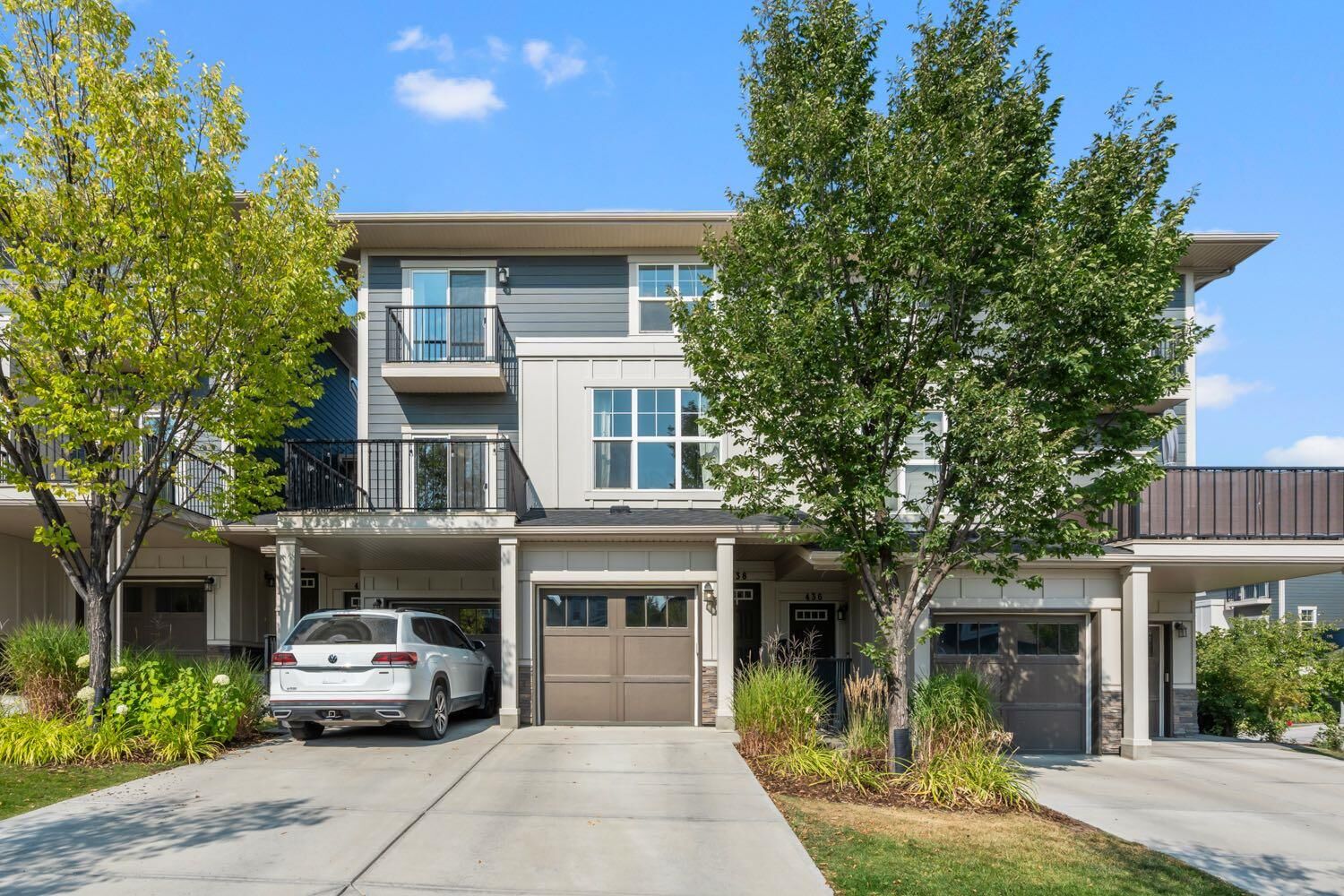 Property Photo: 438 Nolan Hill Drive NW AB T3R 0V4