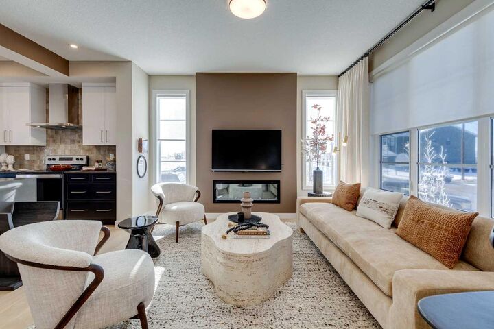 Property Photo:  87 Southborough Crescent  AB T4C 2S6 