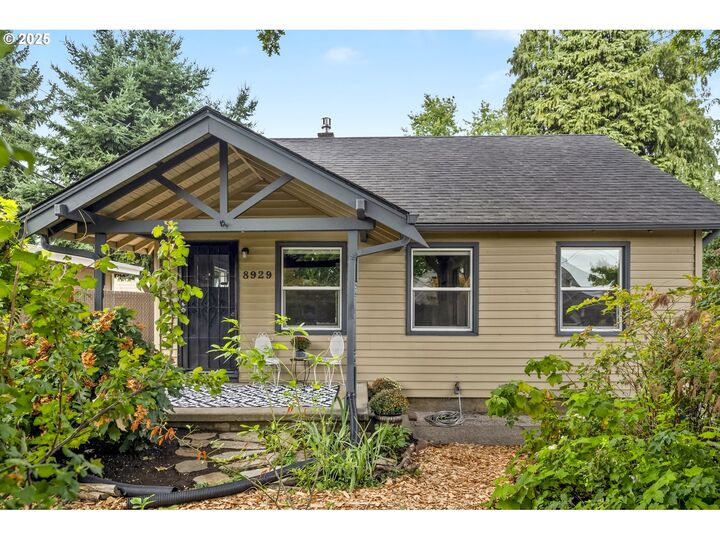 8929 N McKenna Ave  Portland OR 97203 photo