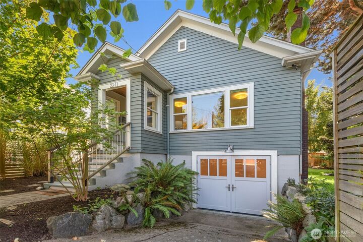 2211 NW 85th Street  Seattle WA 98117 photo