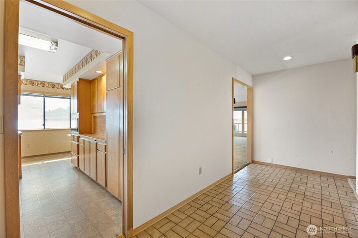 Property Photo:  4926  Shorecrest Drive NE  WA 98837 