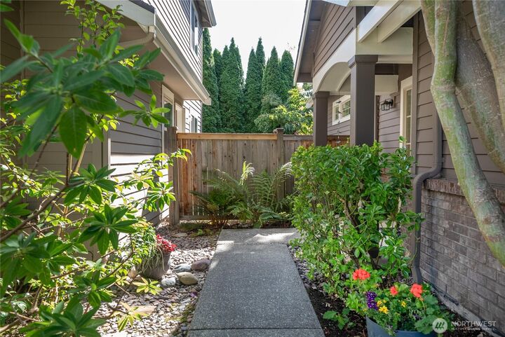 Property Photo:  15633 NE 95th Way 62  WA 98052 