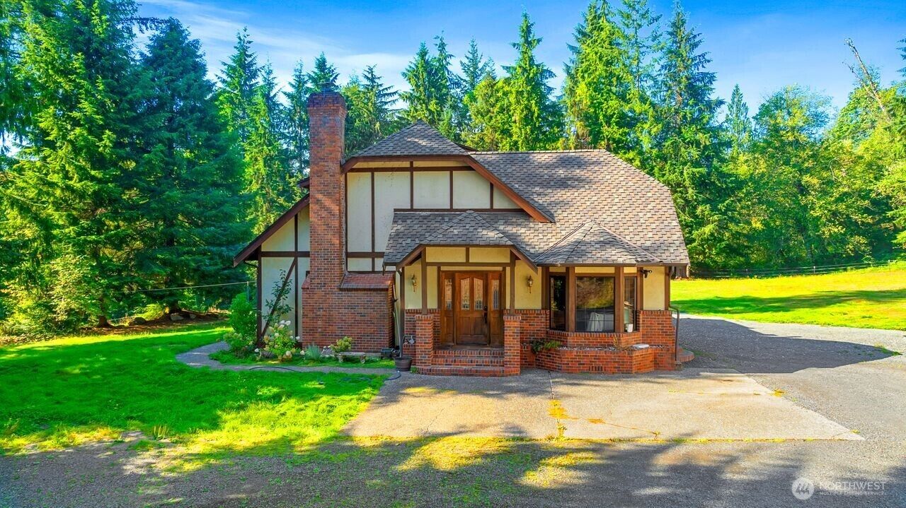 Property Photo:  3215  205th Drive SE  WA 98290 