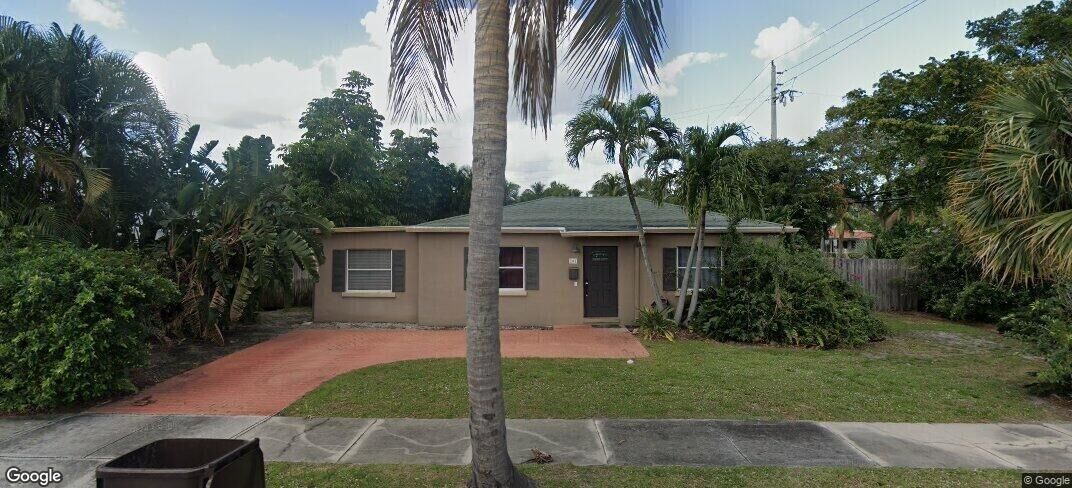 Property Photo: 2420 Sunrise Boulevard FL 34982