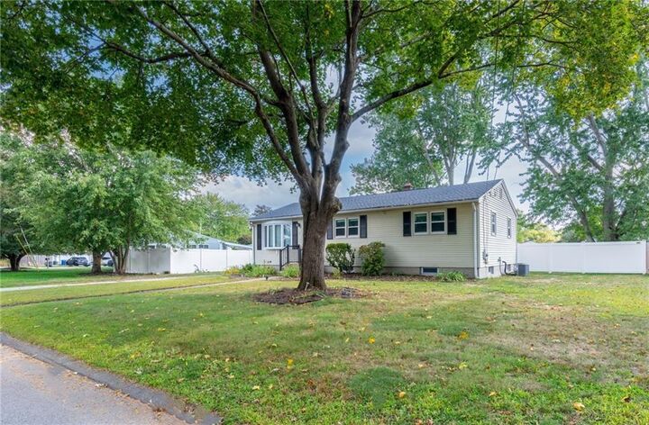 Property Photo: 198 Asylum Road RI 02886