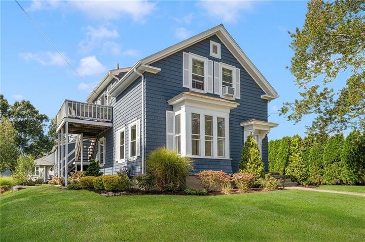 Property Photo:  91 Warren Avenue  RI 02920 