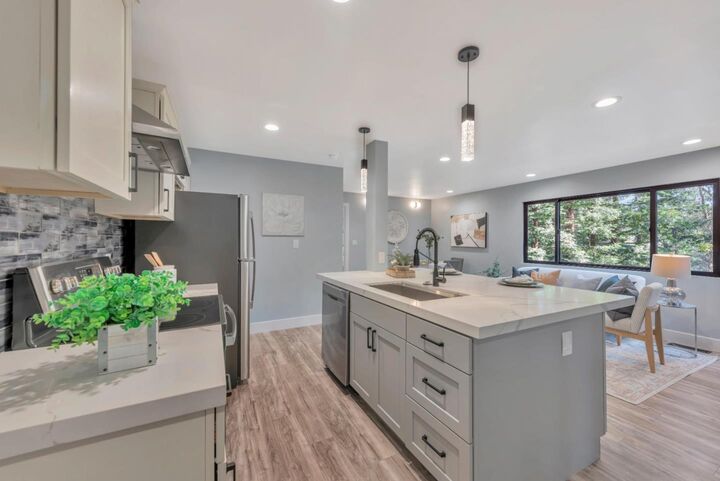 Property Photo: 7032 Sayre Drive CA 94611