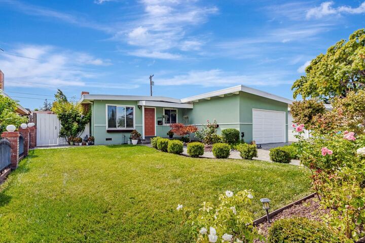 Property Photo:  2044 Jackson Street  CA 95050 