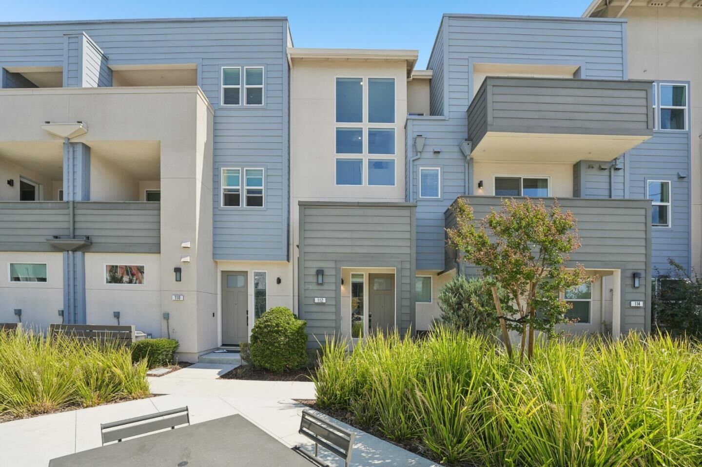 Property Photo: 2930 Sanor Place 112 CA 95051