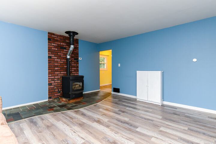 Property Photo:  34 Great Plain Road  CT 06360 