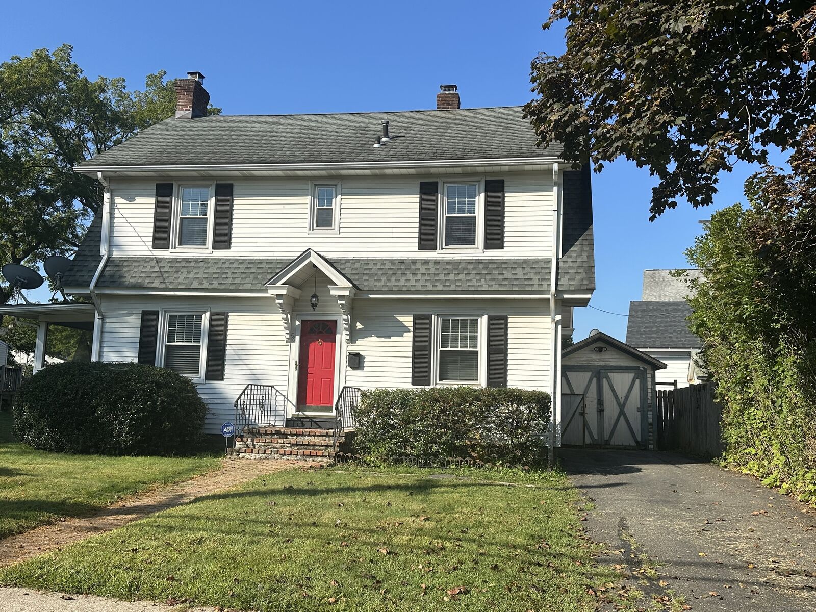 Property Photo:  56 Pleasant Street  CT 06810 