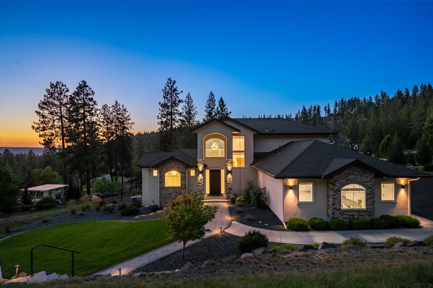 Property Photo:  6208 S Verona Ct  WA 99223 