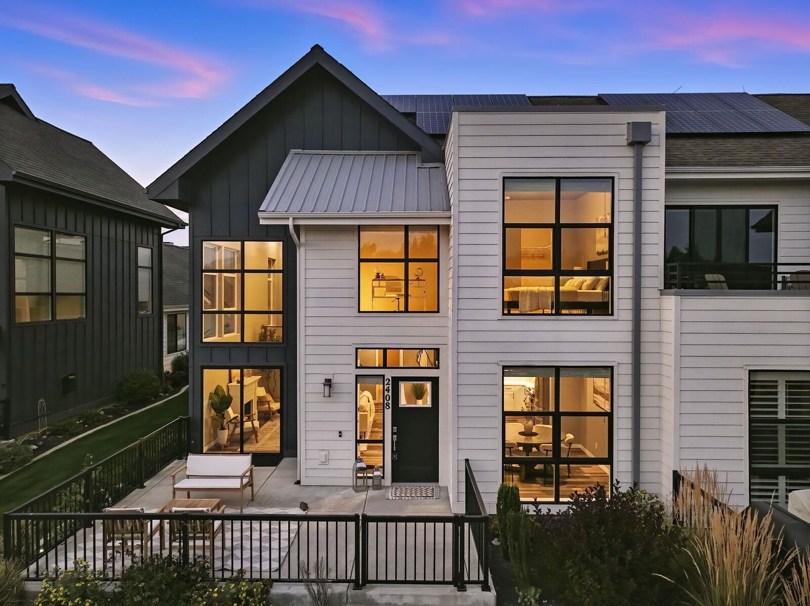 Property Photo:  2408 W Centennial Pl  WA 99201 