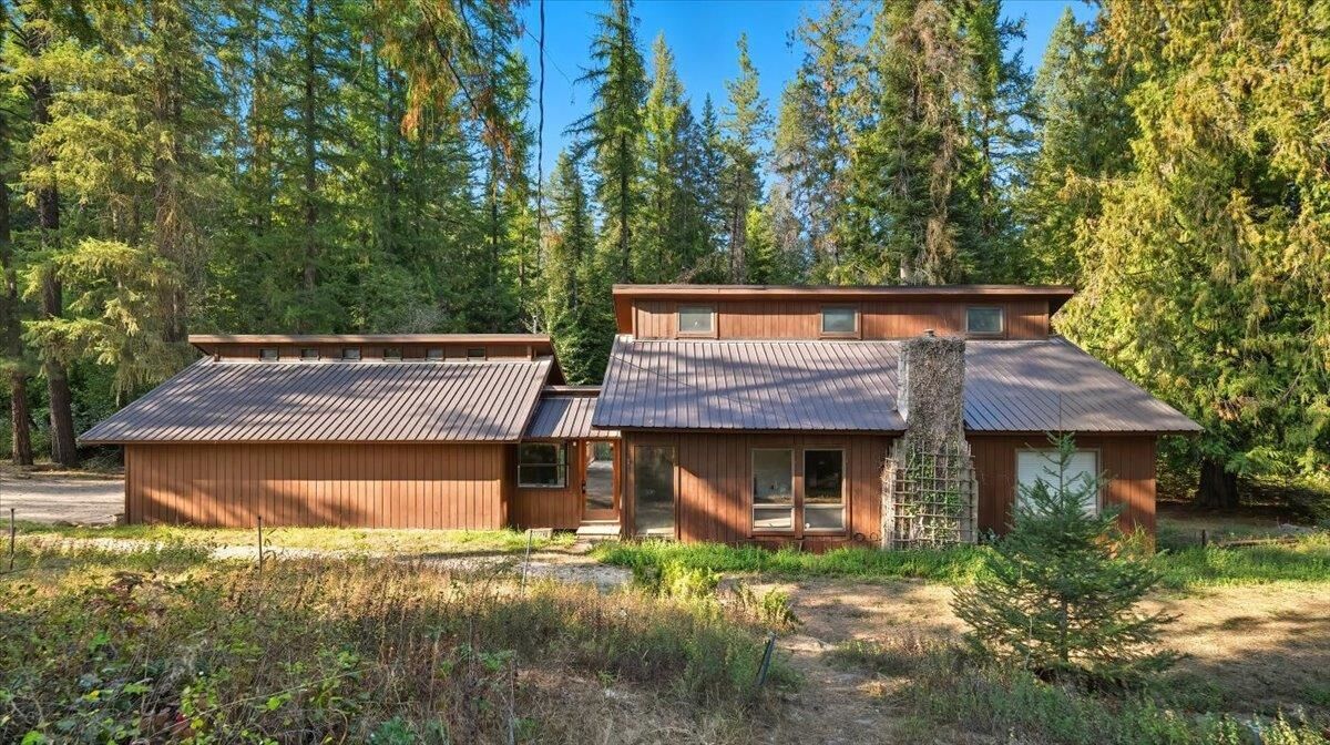 Property Photo: 42604 N Hatch Rd WA 99006