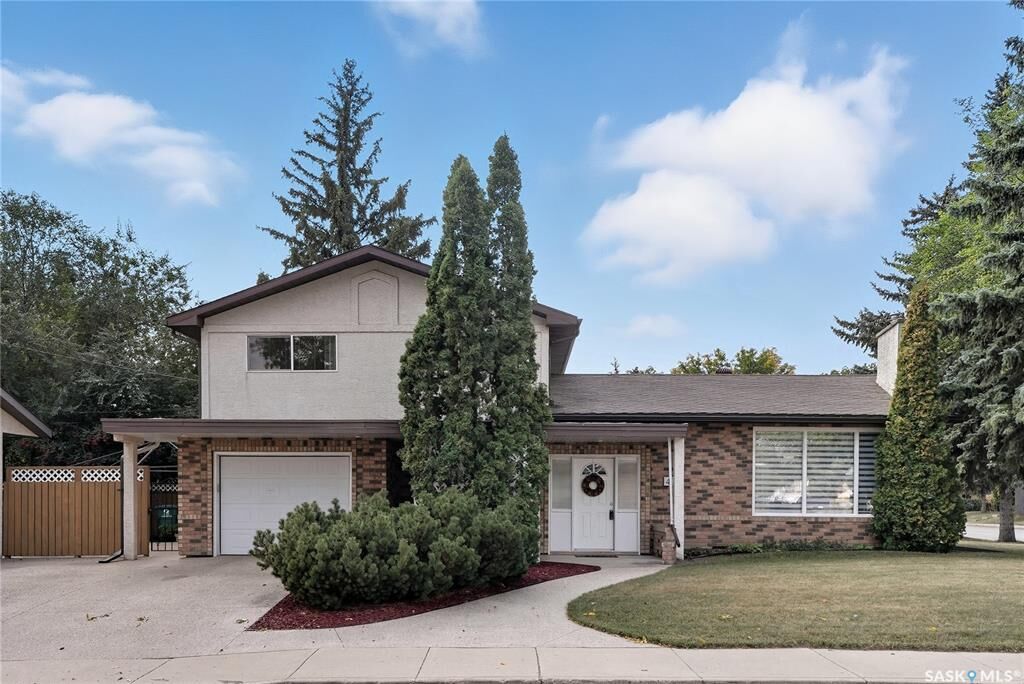Photo de la propriété: 402 Witney Avenue S SK S7L 3M7