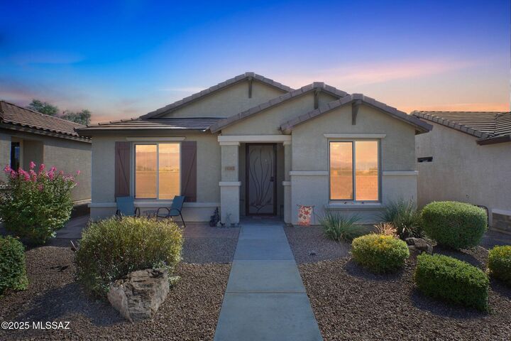 Property Photo: 14065 E Troika Street AZ 85641