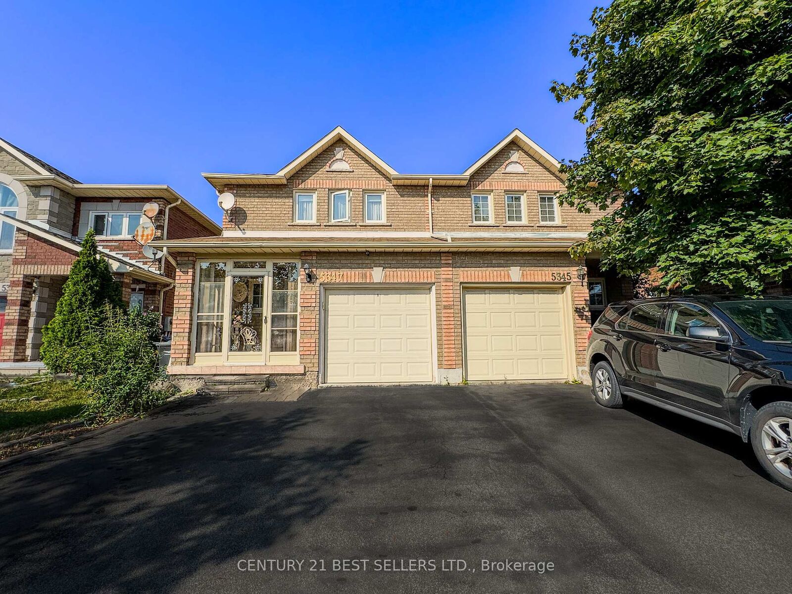 Property Photo: 5347 Red Brush Drive ON L4Z 3Z5