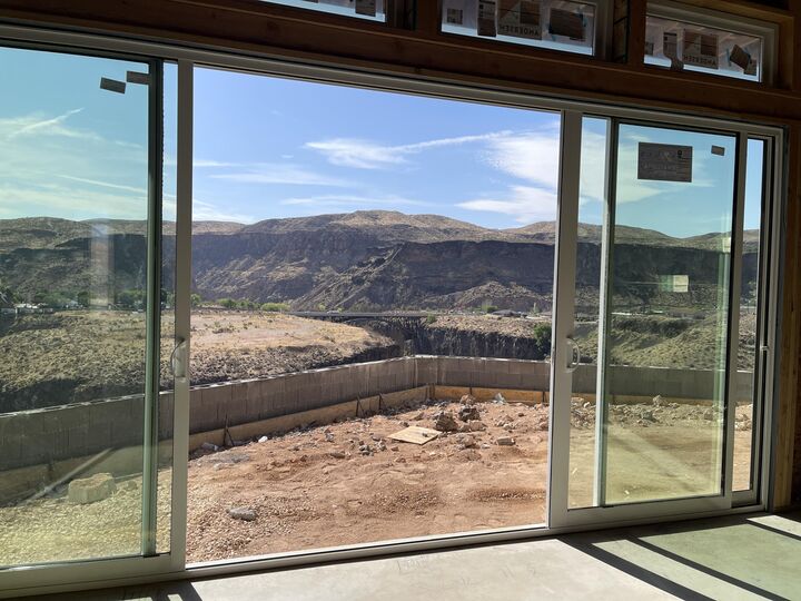 Property Photo:  1178 N Florence Cir  UT 84737 
