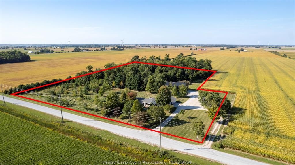 Photo de la propriété: 8146 Lakeshore Rd 311 ON N0P 2J0