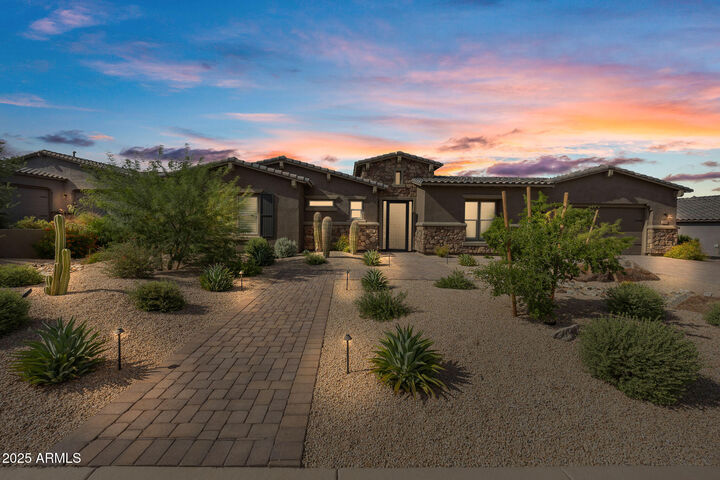 Property Photo: 13298 E Parkview Lane AZ 85255