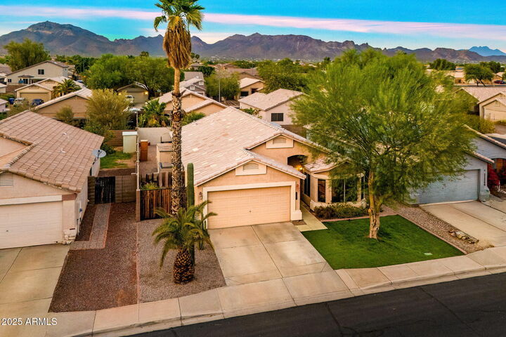 Property Photo: 11340 E Caballero Street AZ 85207