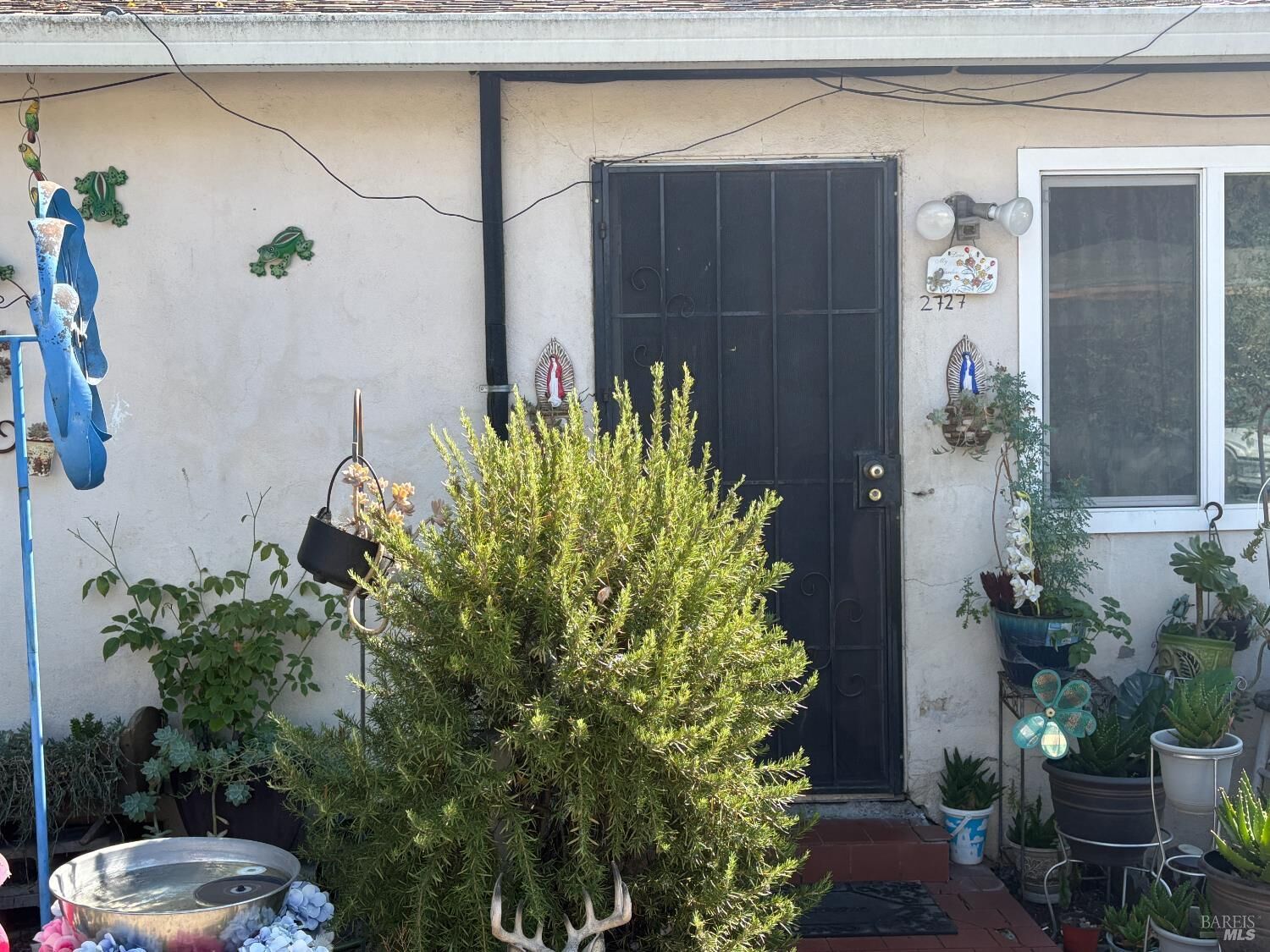 Property Photo:  2727 2729 Victoria Drive  CA 95407 
