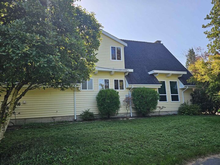 19850 48 Avenue — photo 1