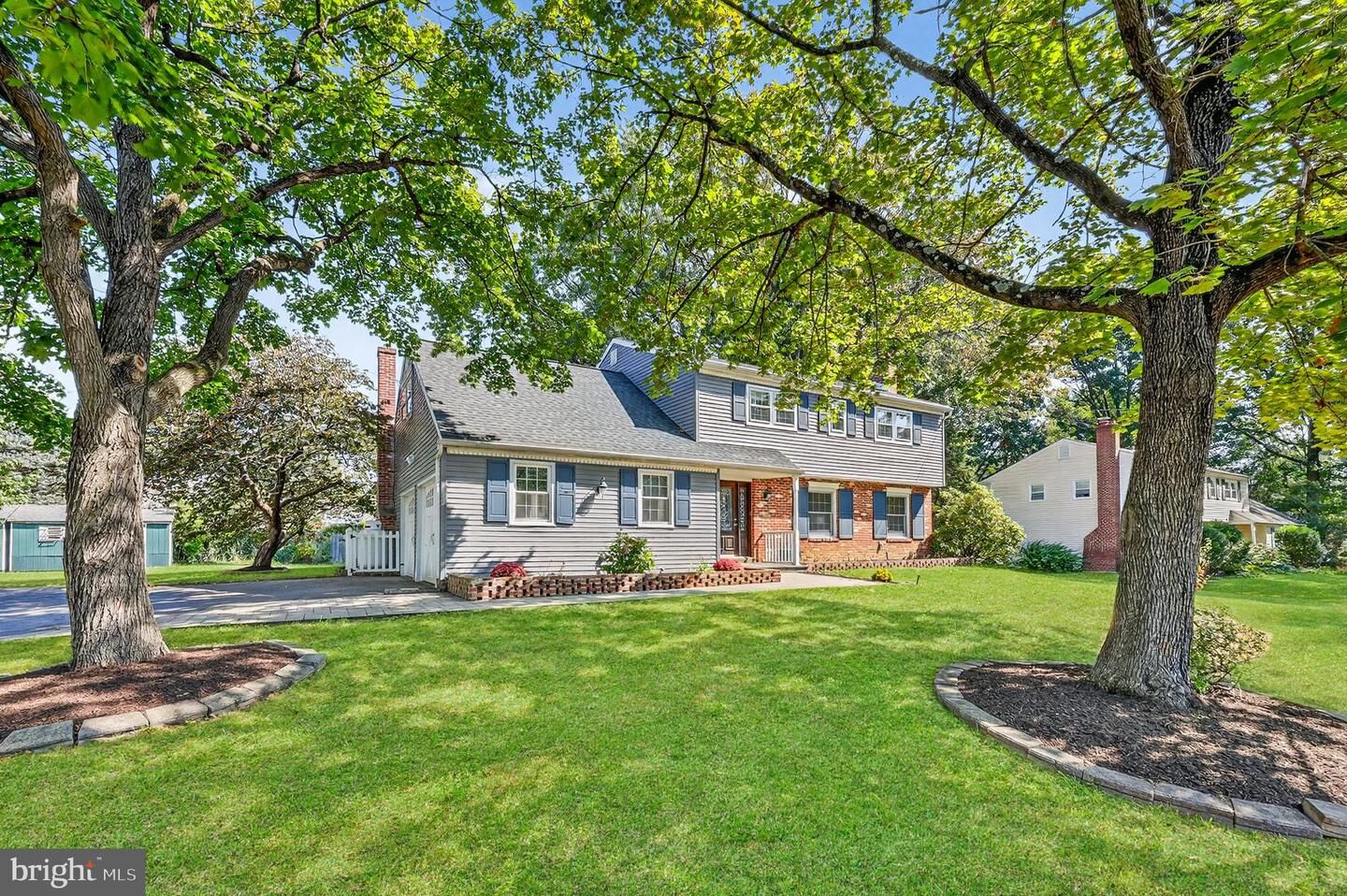 Property Photo: 202 Garnet Lane PA 19086