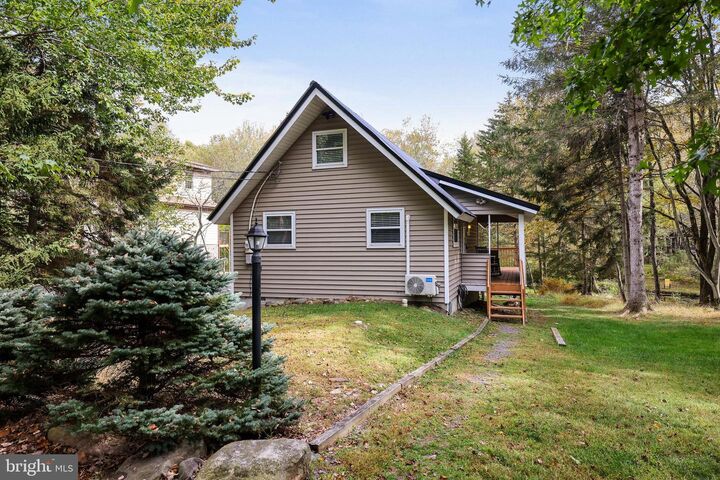 Property Photo:  278 Trout Creek Drive  PA 18347 