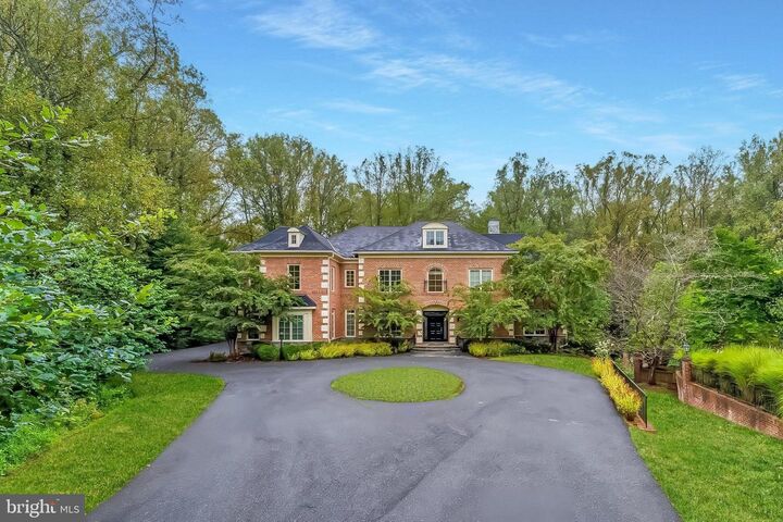 Property Photo:  7020 Mountain Gate Drive  MD 20817 