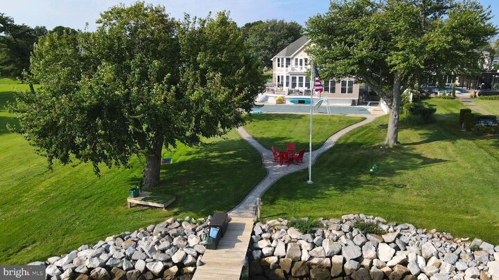 Property Photo:  802 Broadcreek Drive  MD 21666 