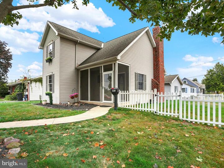 Property Photo:  539 Linden Street  PA 17057 