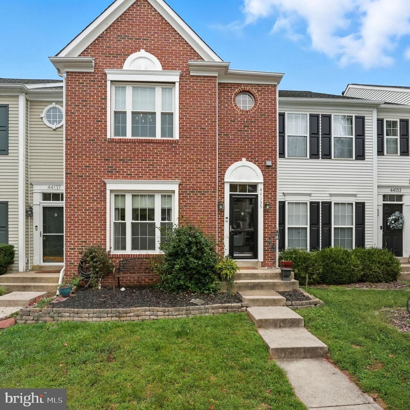 Property Photo:  44135 Tippecanoe Terrace  VA 20147 