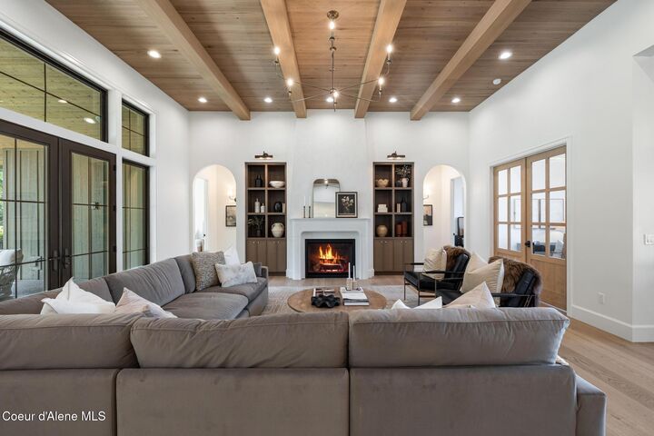 Property Photo: 3880 E Winray Dr ID 83835