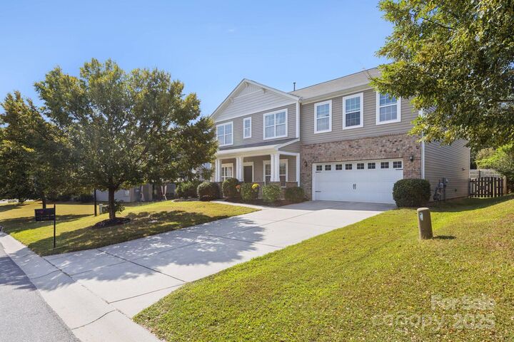 Property Photo: 1905 Yellow Daisy Lane NC 28104
